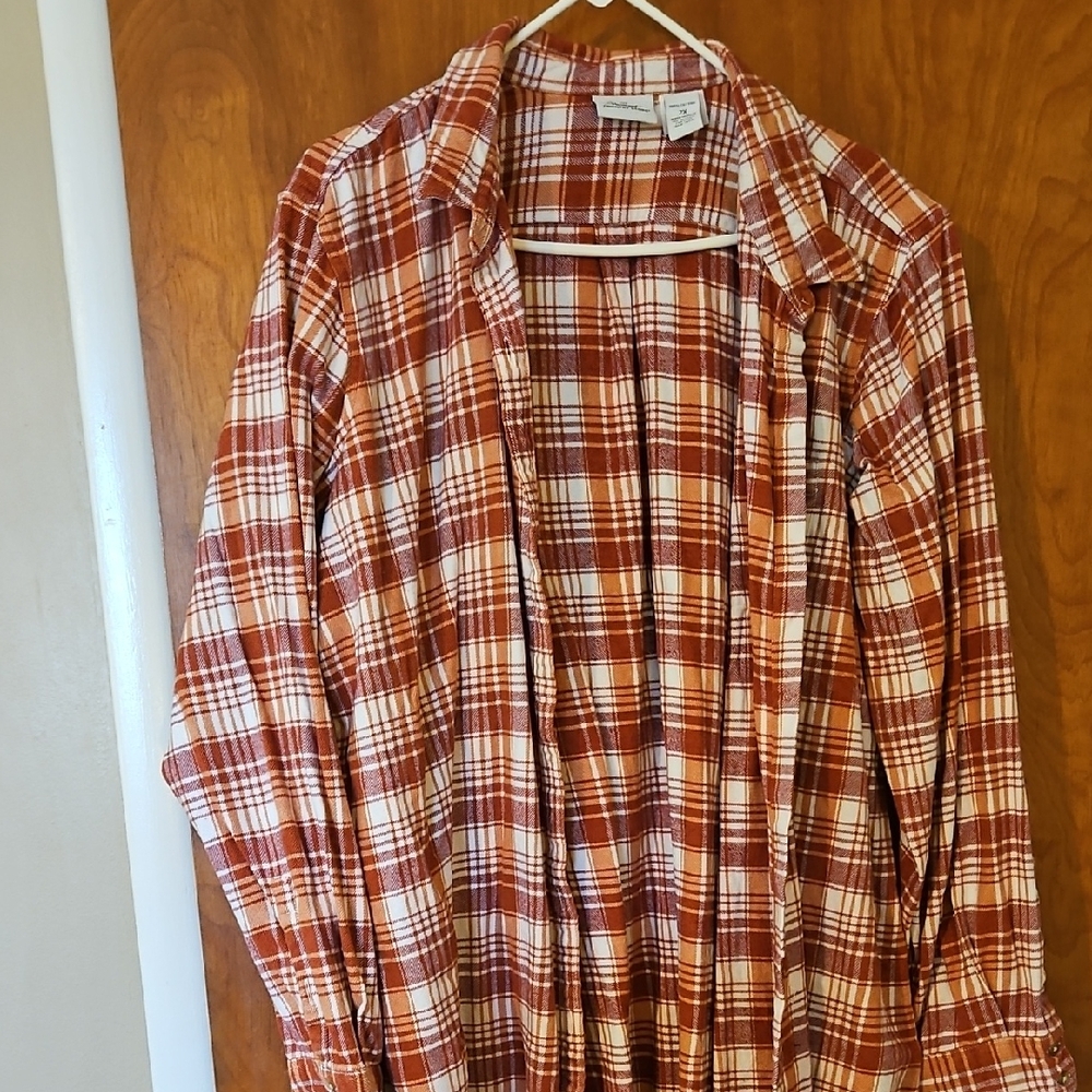 Womens Plaid Shirt - Rust and White